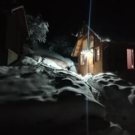 Prenociste Farma Zlatni Bor, Zavait Foca 롯지 포차